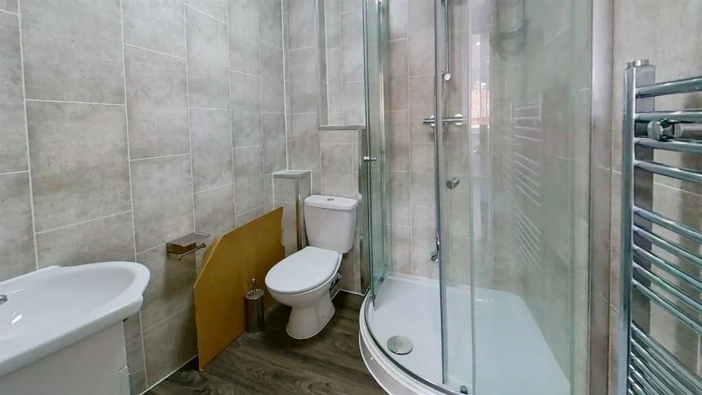 5 bedroom house for rent