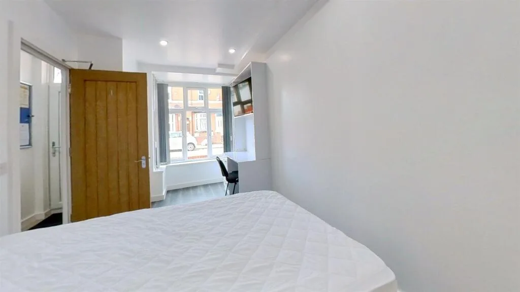 5 bedroom house for rent