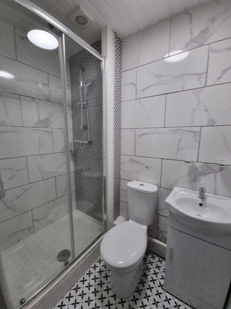 6 bedroom terraced house for rent