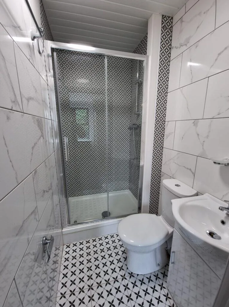 6 bedroom terraced house for rent