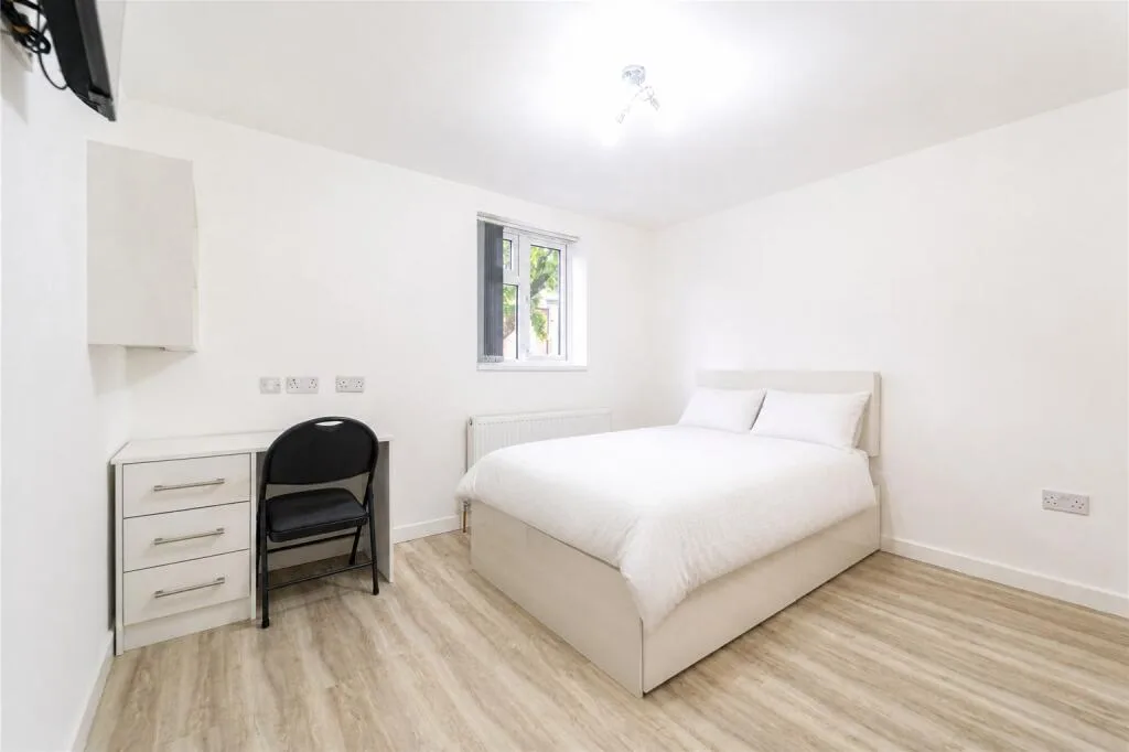 5 bedroom house for rent
