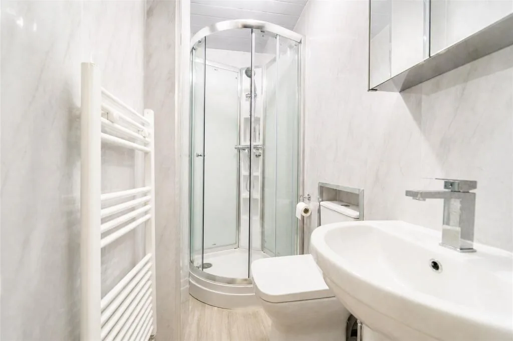 5 bedroom house for rent