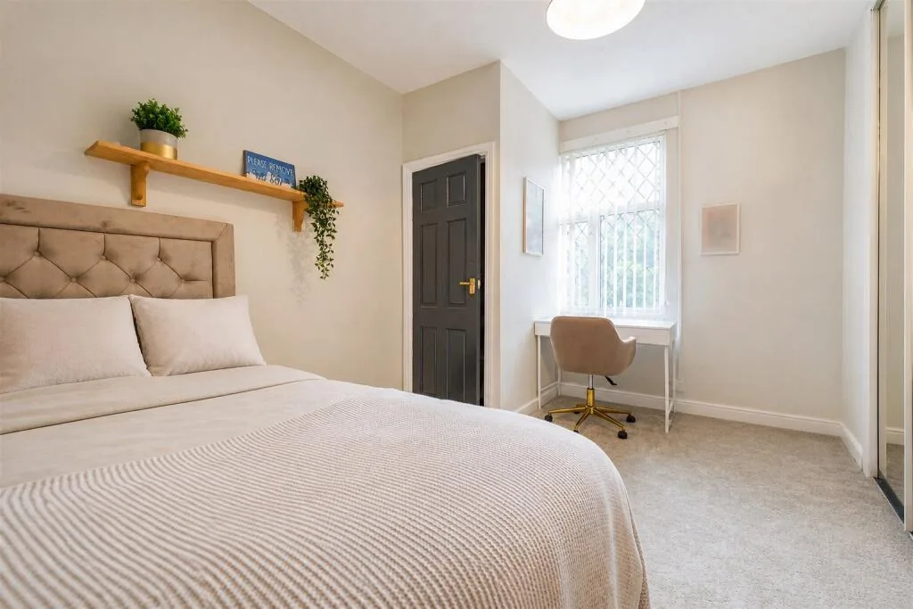 5 bedroom house for rent
