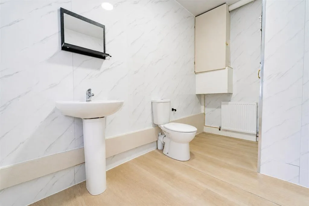 5 bedroom house for rent