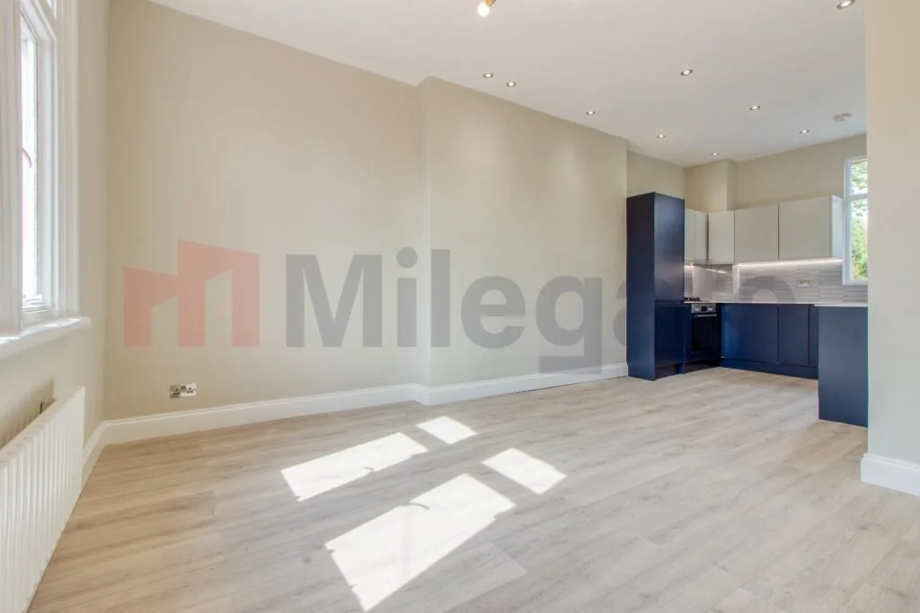 3 bedroom flat for rent