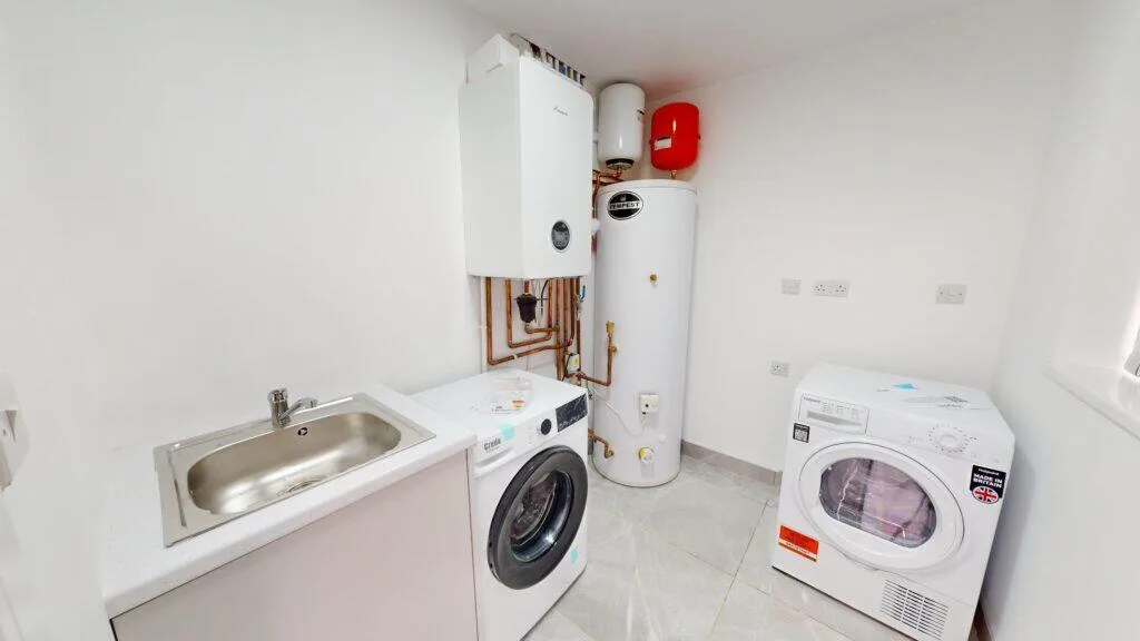 5 bedroom house for rent