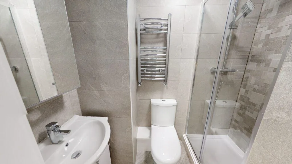 5 bedroom house for rent