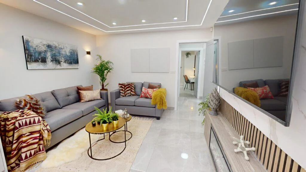 5 bedroom house for rent