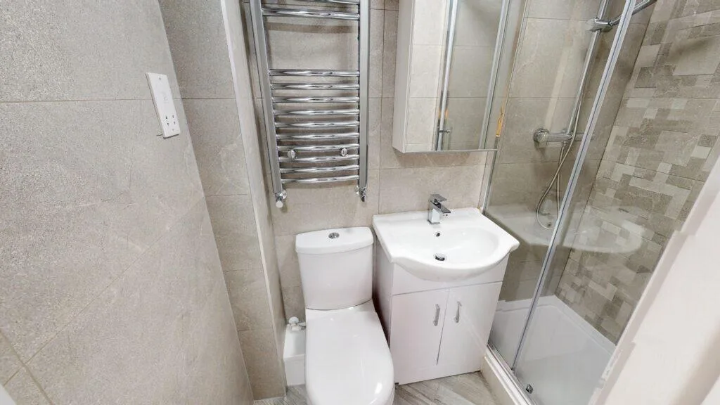 5 bedroom house for rent