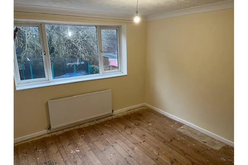 2 bedroom maisonette for rent