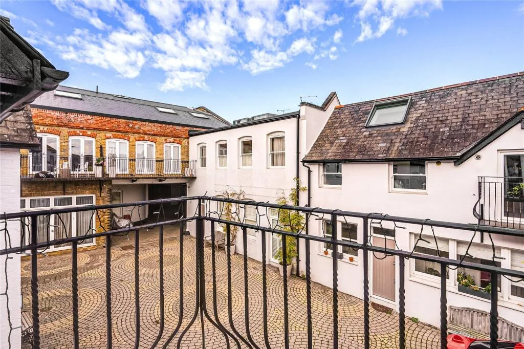 2 bedroom terraced house for rent