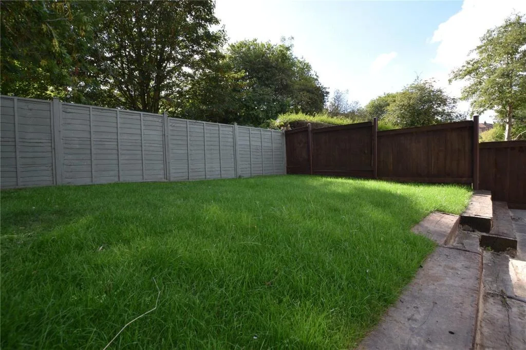 2 bedroom semi-detached house for rent