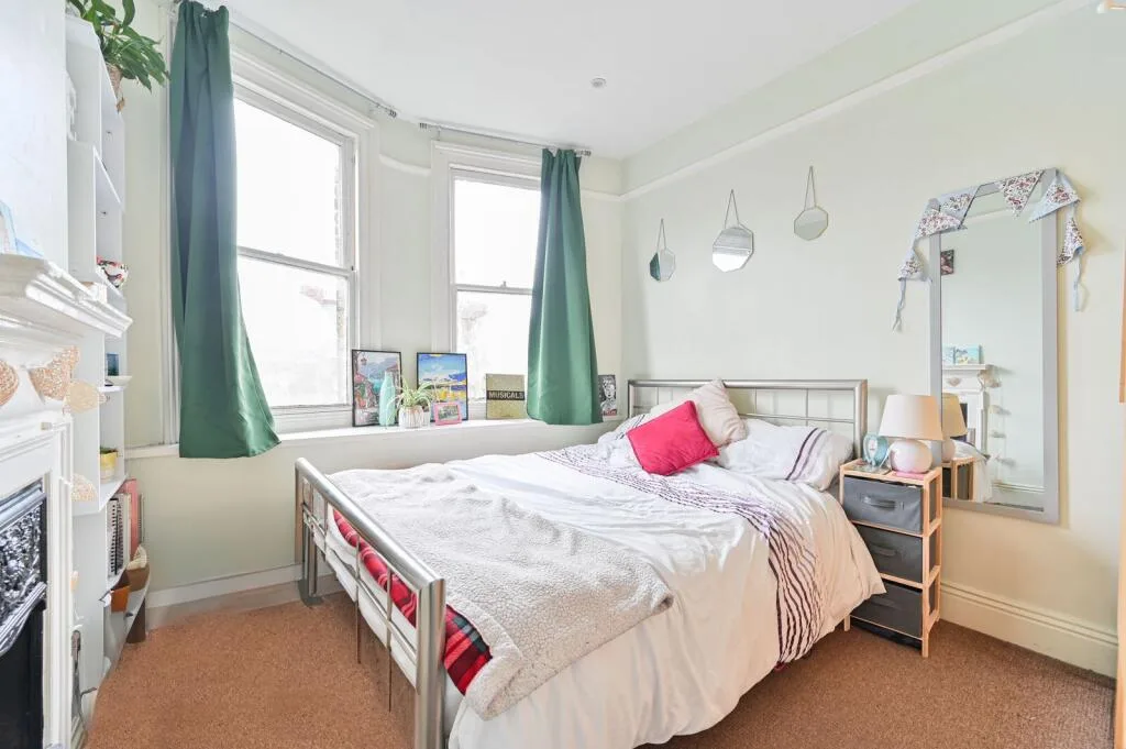 4 bedroom terraced house for rent