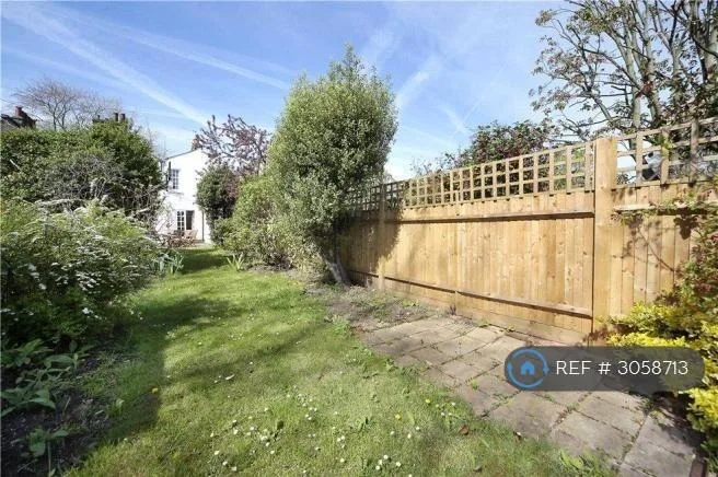 2 bedroom terraced house for rent