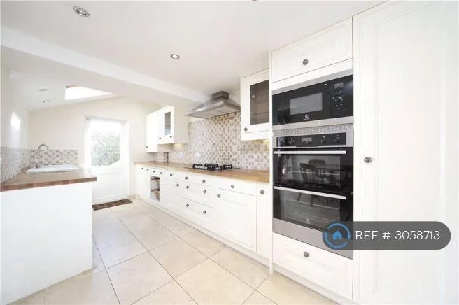 2 bedroom terraced house for rent