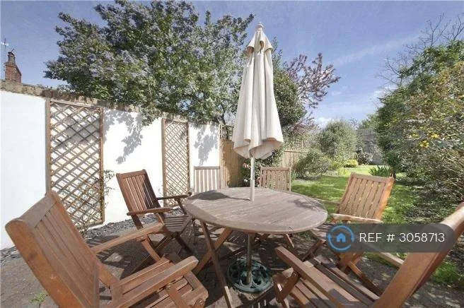 2 bedroom terraced house for rent
