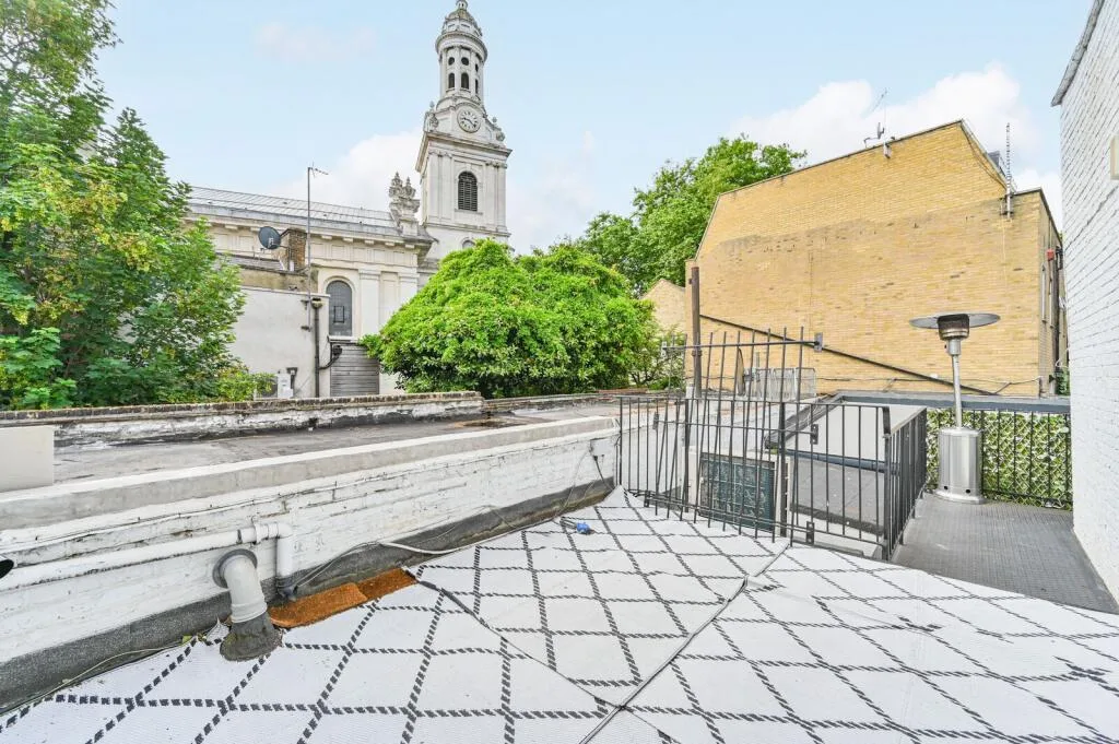 Studio flat for rent