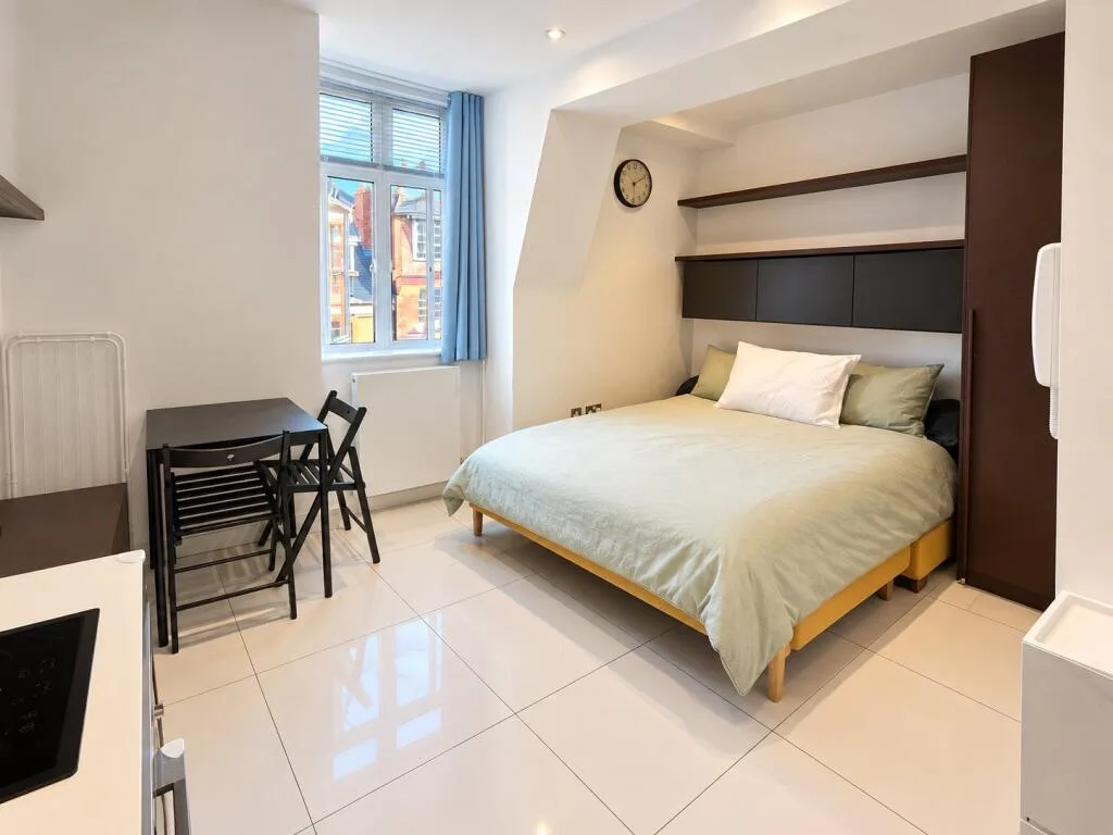 Studio apartment for rent