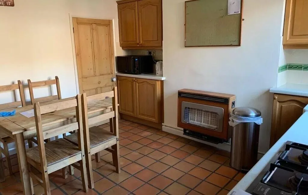 2 bedroom terraced house for rent