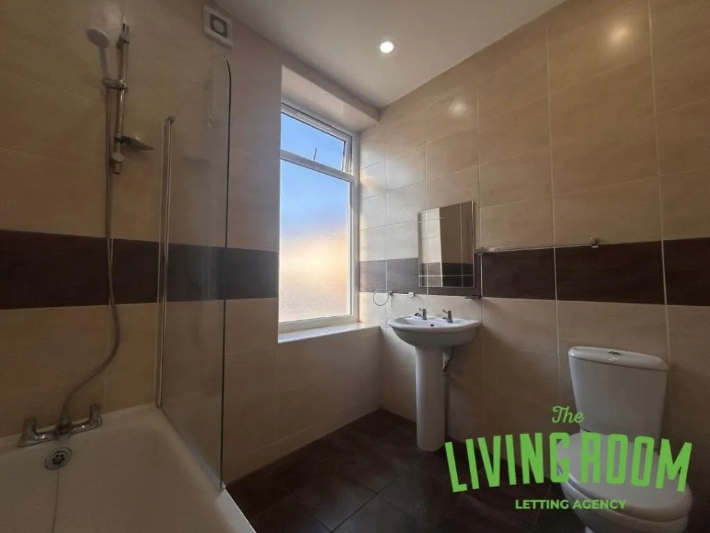 3 bedroom flat for rent