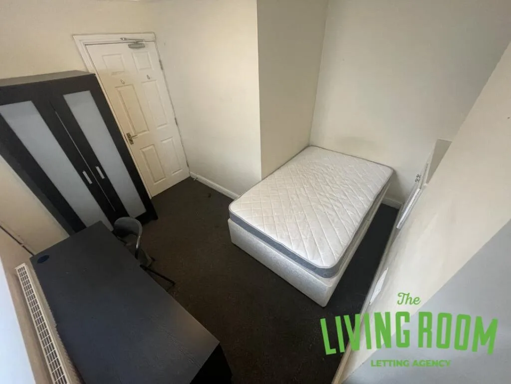 7 bedroom house for rent