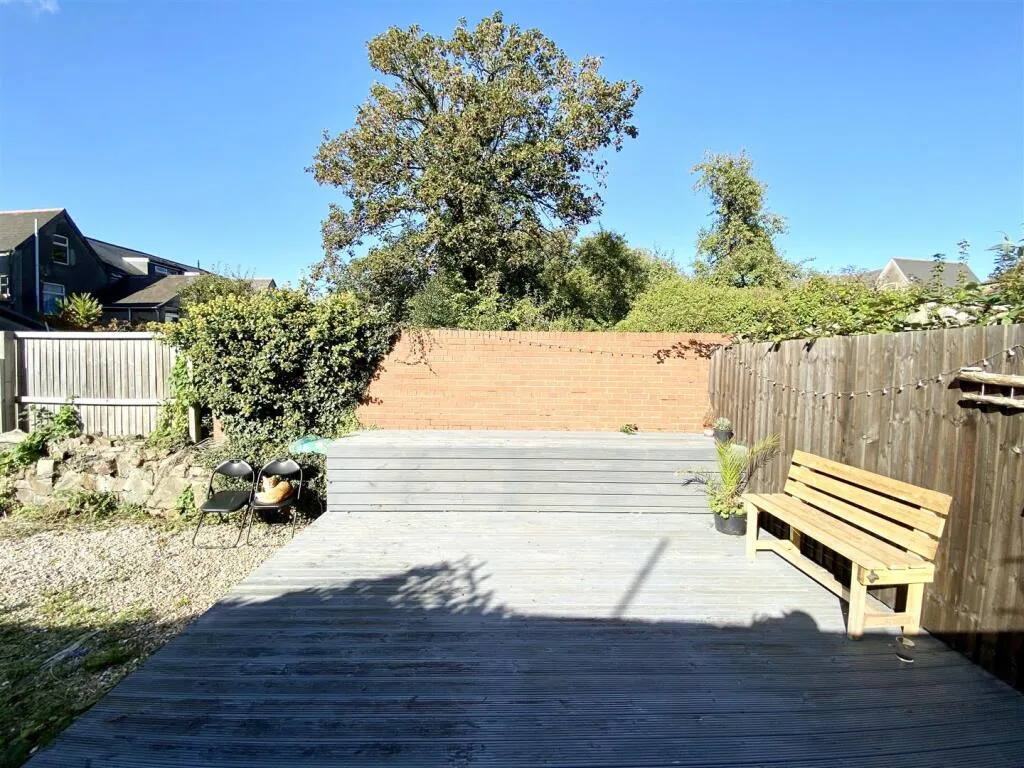 7 bedroom house for rent