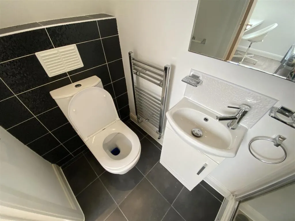 7 bedroom house for rent