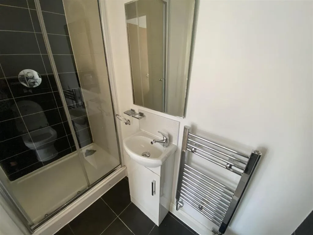 7 bedroom house for rent