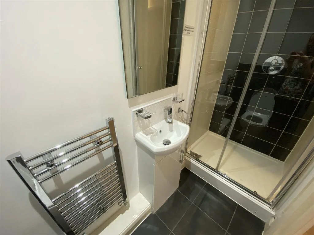 7 bedroom house for rent