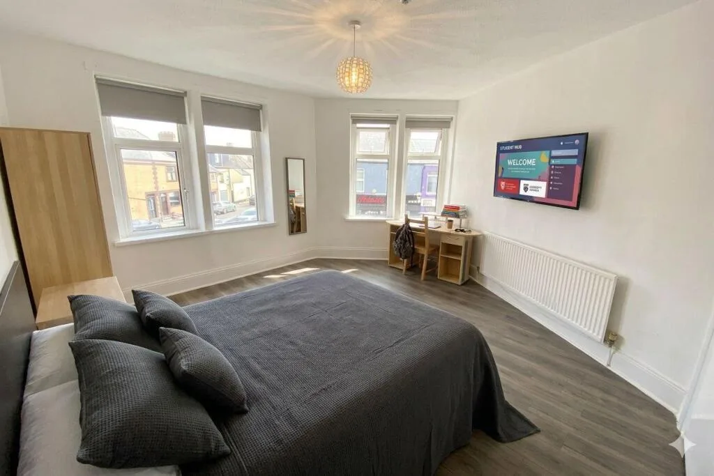 7 bedroom maisonette for rent