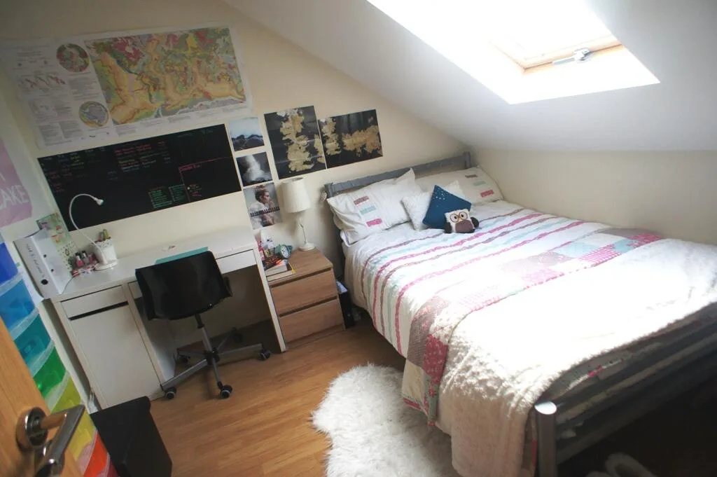 7 bedroom terraced house for rent
