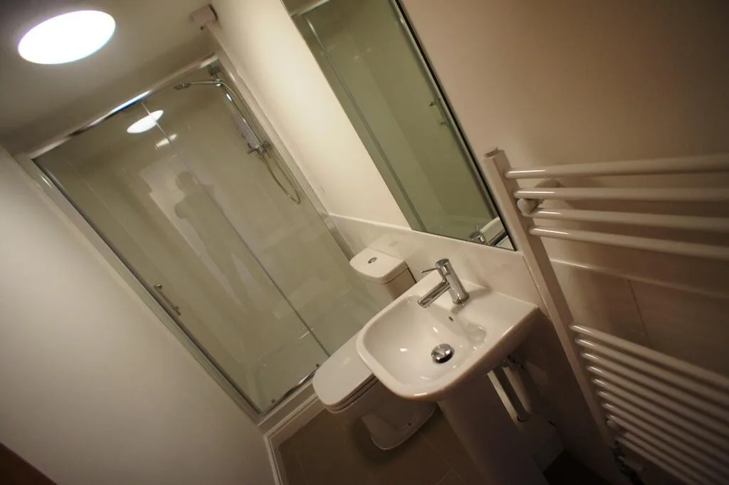 7 bedroom terraced house for rent
