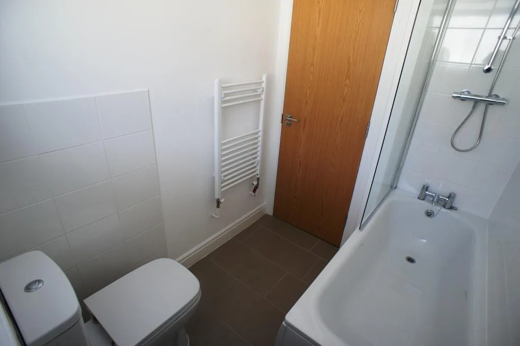 7 bedroom terraced house for rent