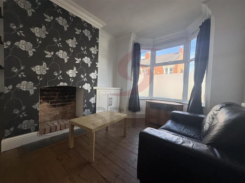 4 bedroom terraced house for rent