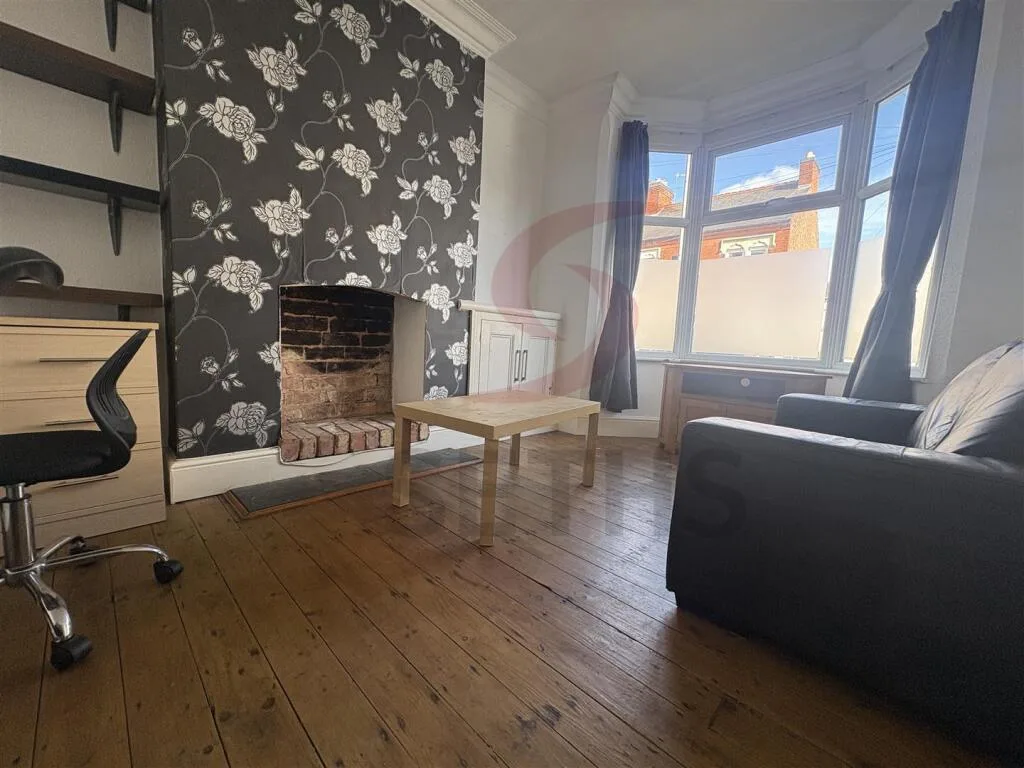 4 bedroom terraced house for rent