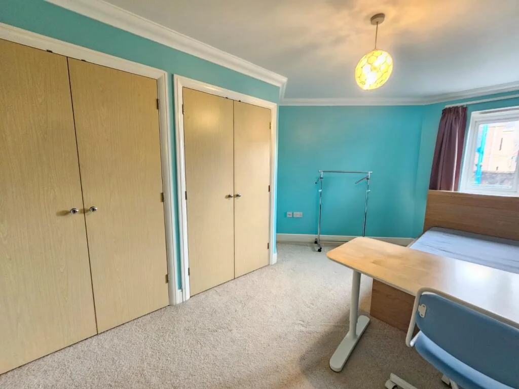 2 bedroom house for rent