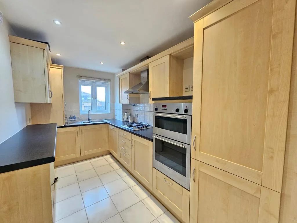 2 bedroom house for rent