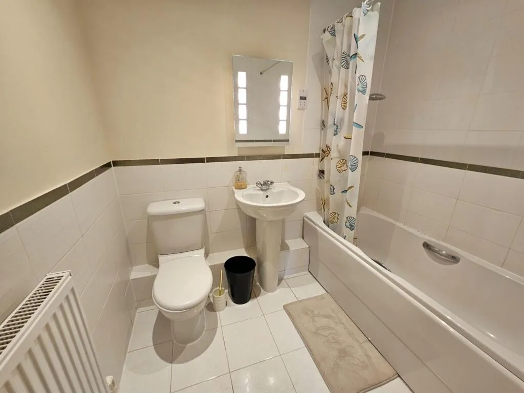 2 bedroom house for rent