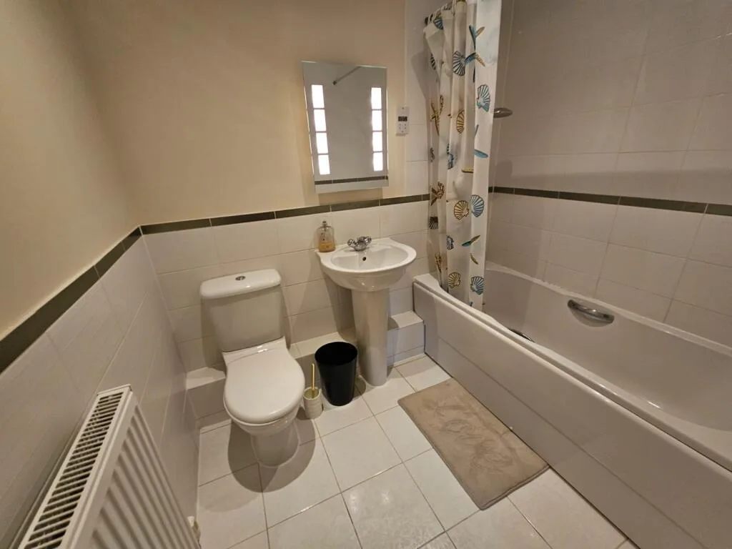 2 bedroom house for rent