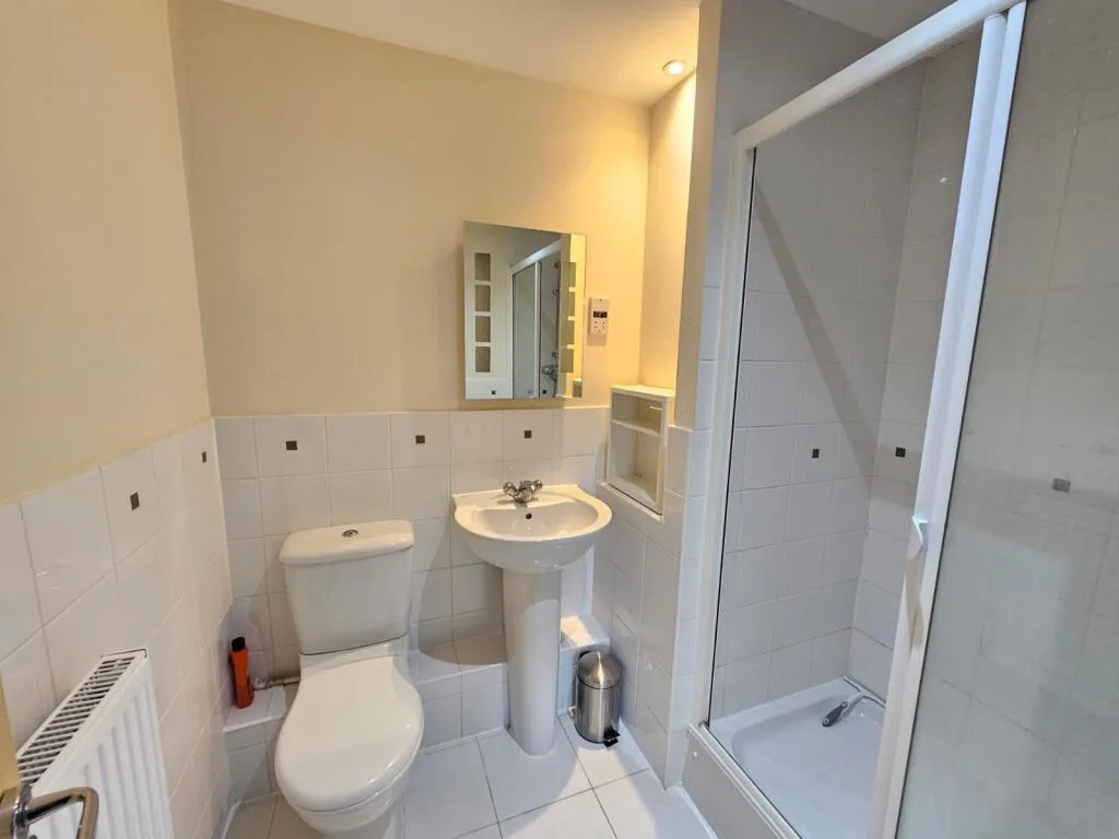 2 bedroom house for rent