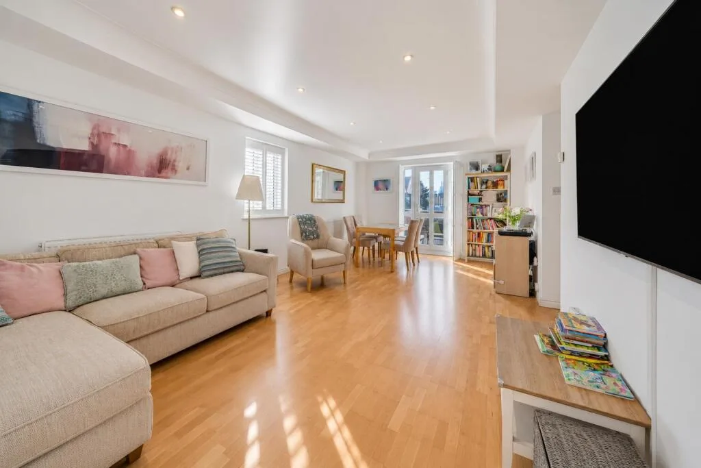 2 bedroom flat for rent