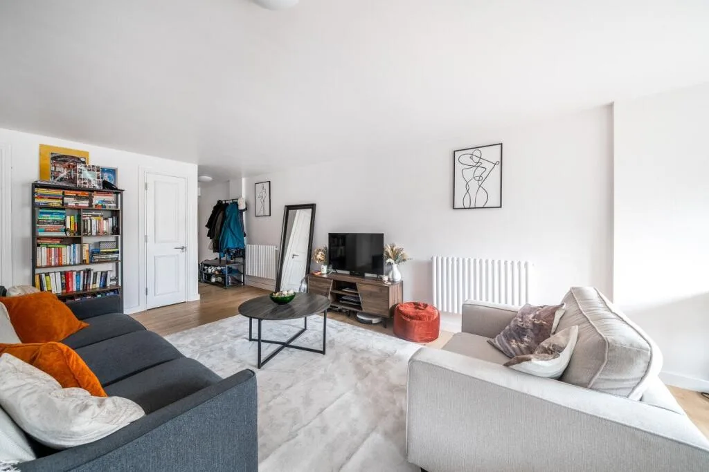 2 bedroom flat for rent
