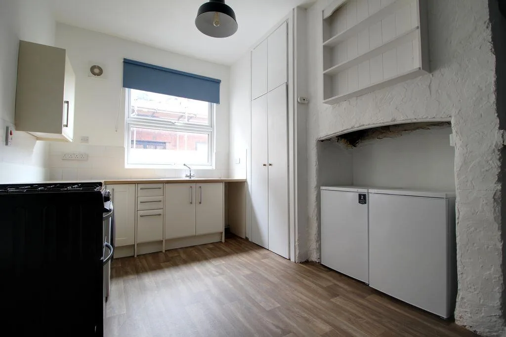 1 bedroom ground floor flat for rent