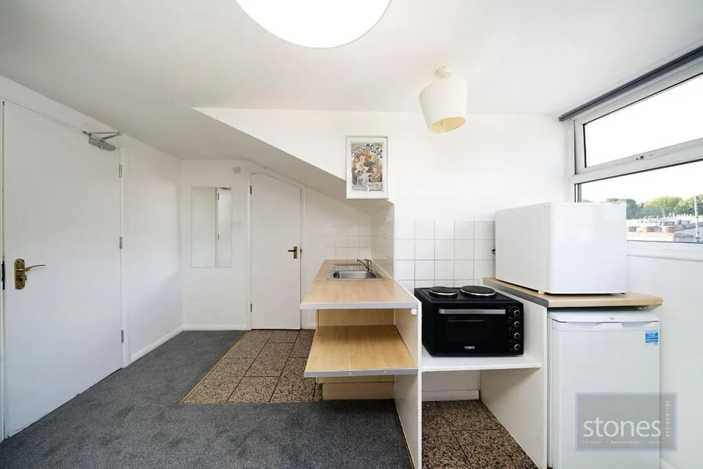 Studio apartment for rent