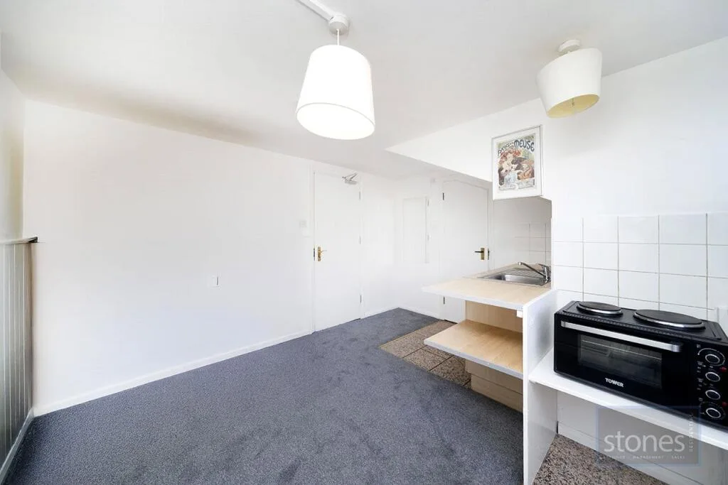 Studio apartment for rent