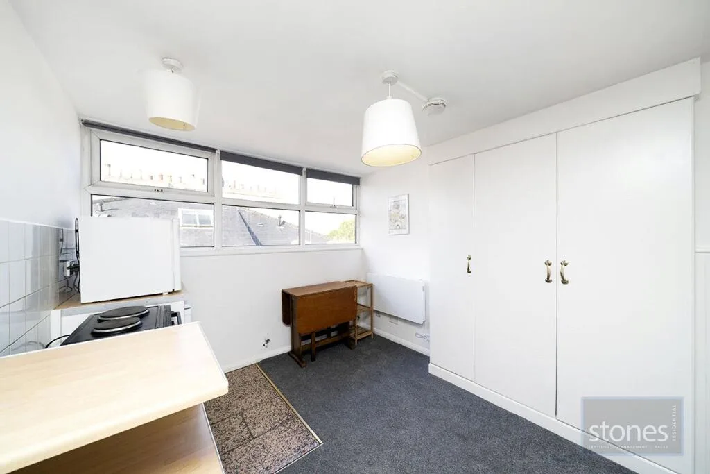 Studio apartment for rent