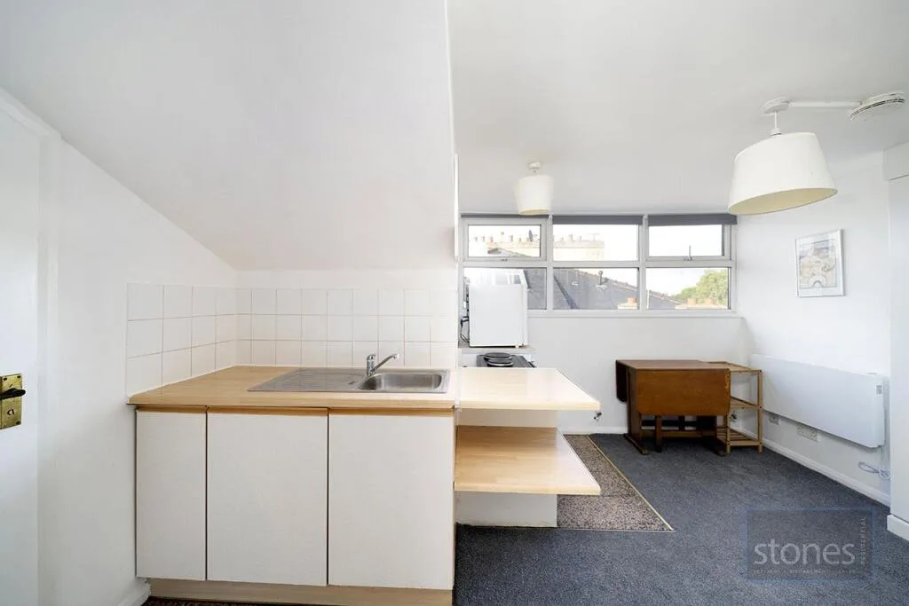 Studio apartment for rent