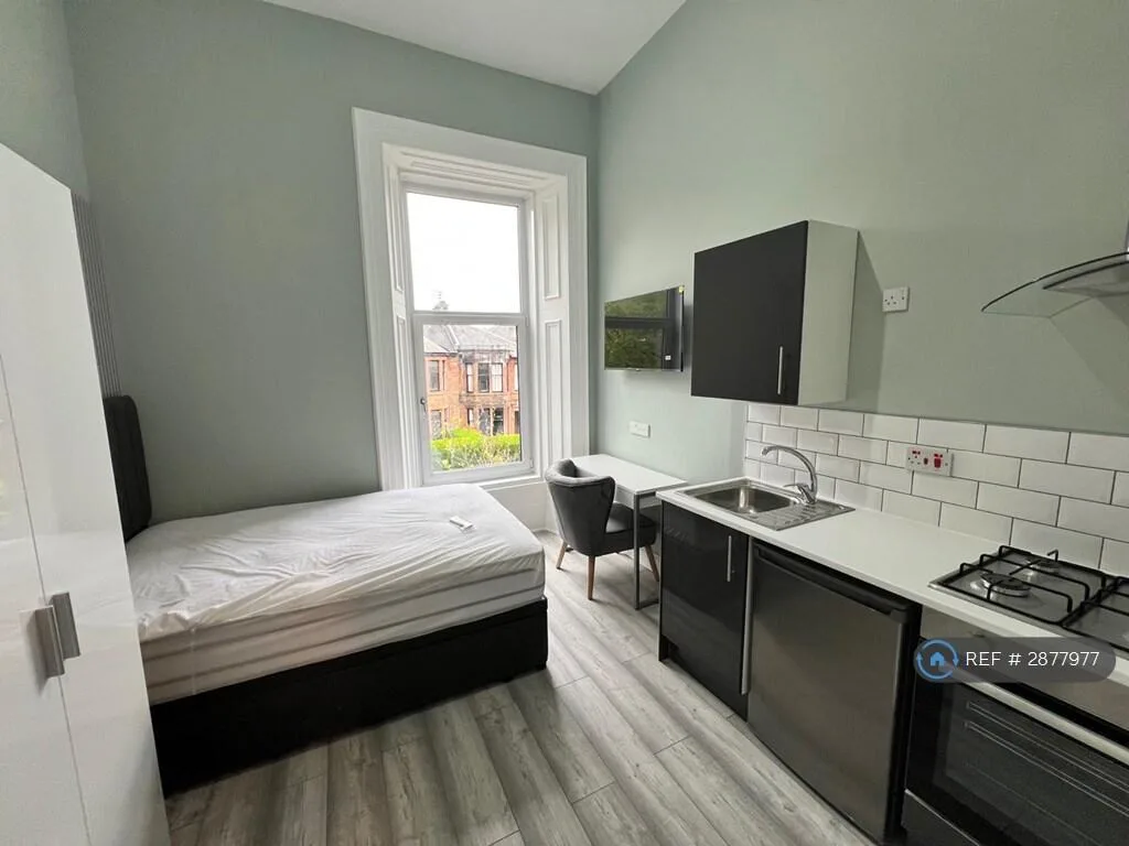 Studio flat for rent