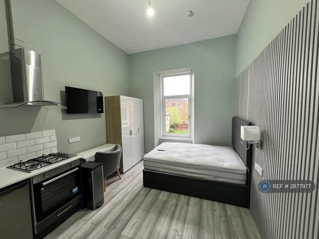 Studio flat for rent