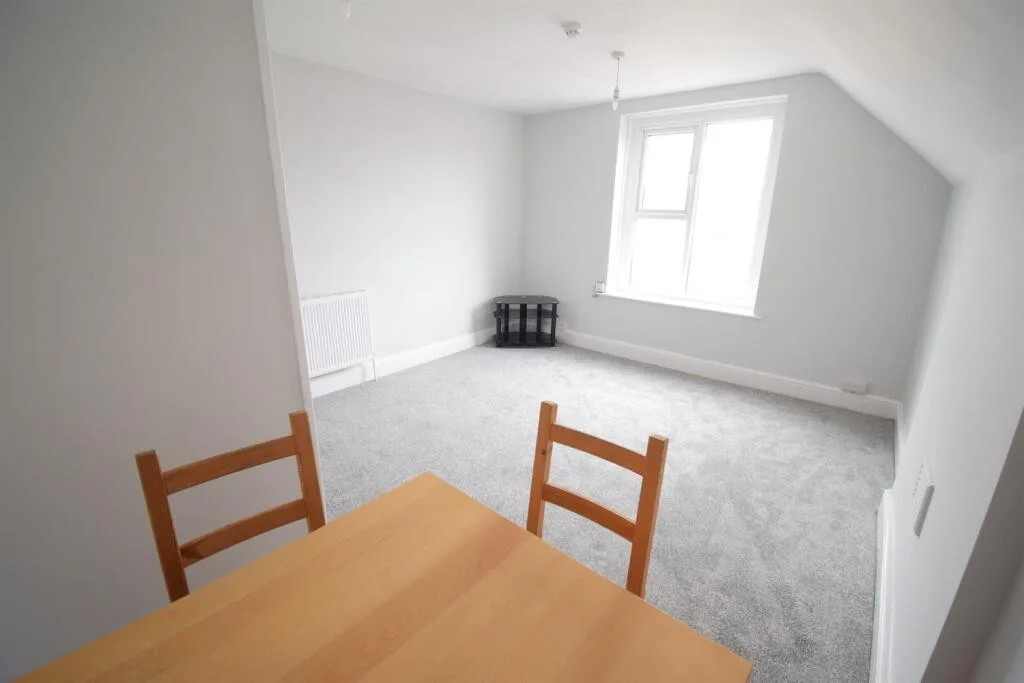 1 bedroom house for rent